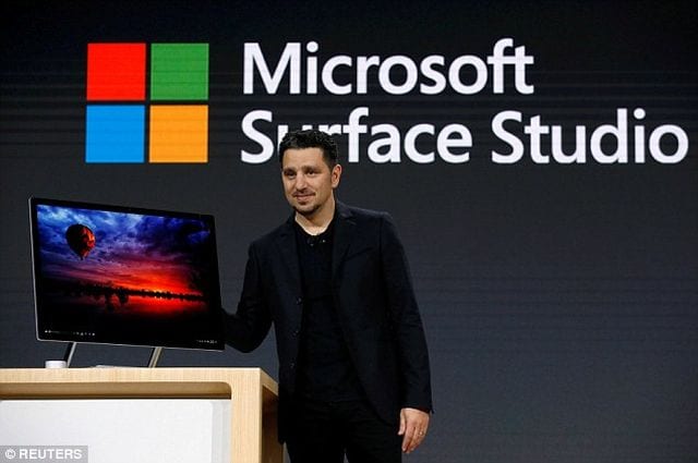microsoft-presents-the-worlds-thinnest-all-in-one-desktop-pc