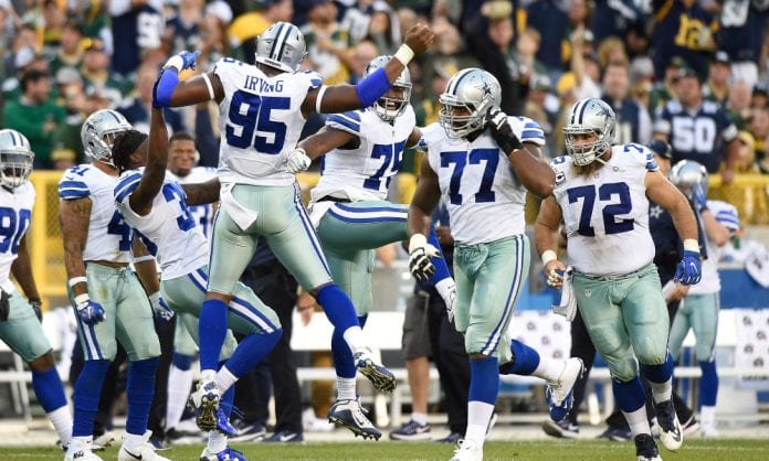 Dallas Cowboys v Green Bay Packers