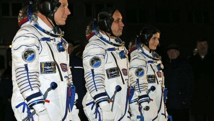 Men In Space Vs. Women In Space