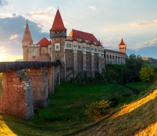 Are There Family-Friendly Activities and Destinations in Romania?