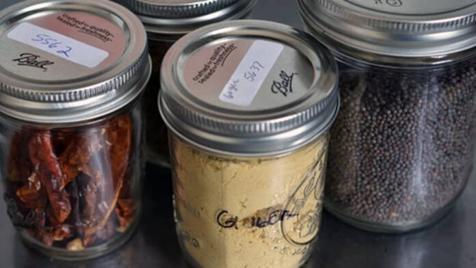 Glass Jar Types for Spices
