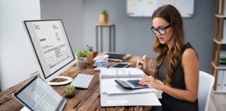 What Does a Bookkeeper Do