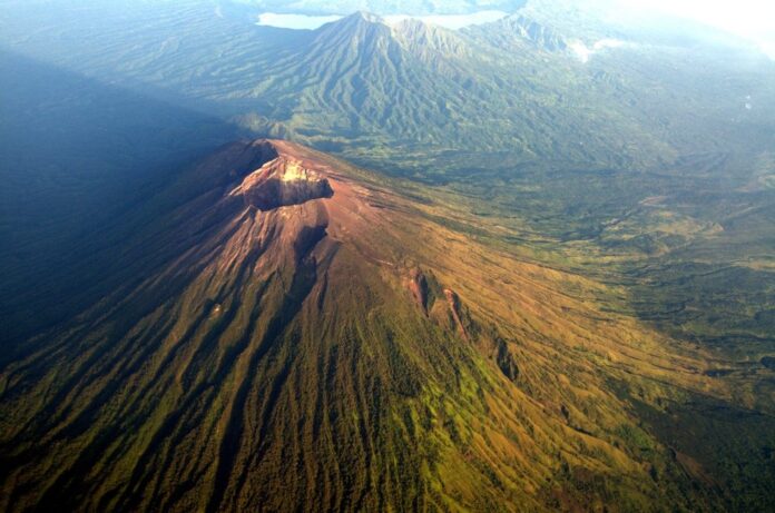 mount agung bali