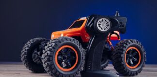 Comparing Top RC Car Manufacturers