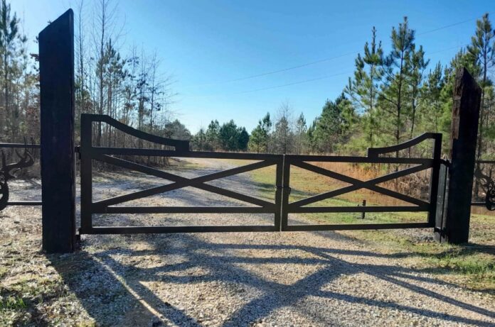 Smart Ways to Save on Driveway Gate Installation Costs