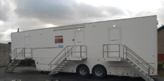 who uses artic lorry trailer